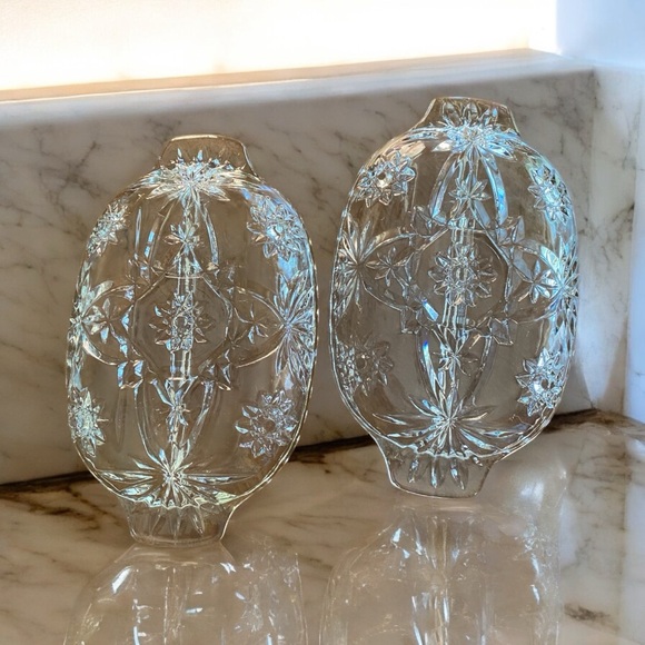 Pair of Anchor Hocking divided serving dish. EAPG Star of David pattern. - Picture 8 of 8